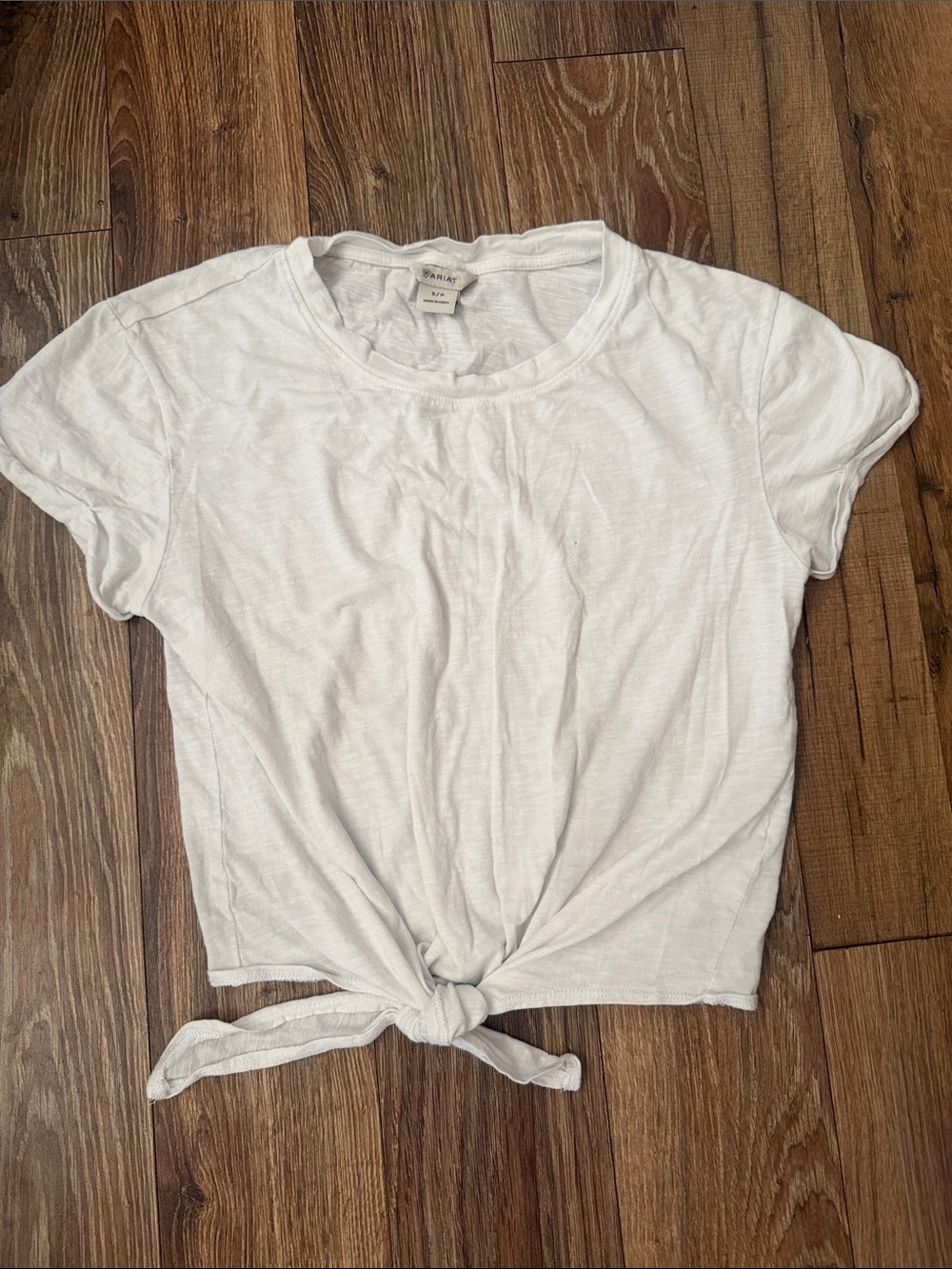Ariat White Tie-Front t shirt